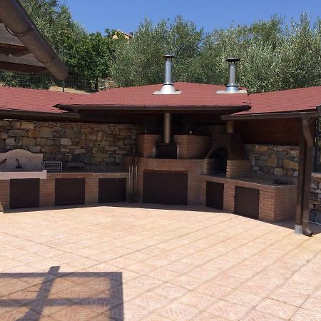 Villa Con Piscina A Imperia, Italy Екстер'єр фото