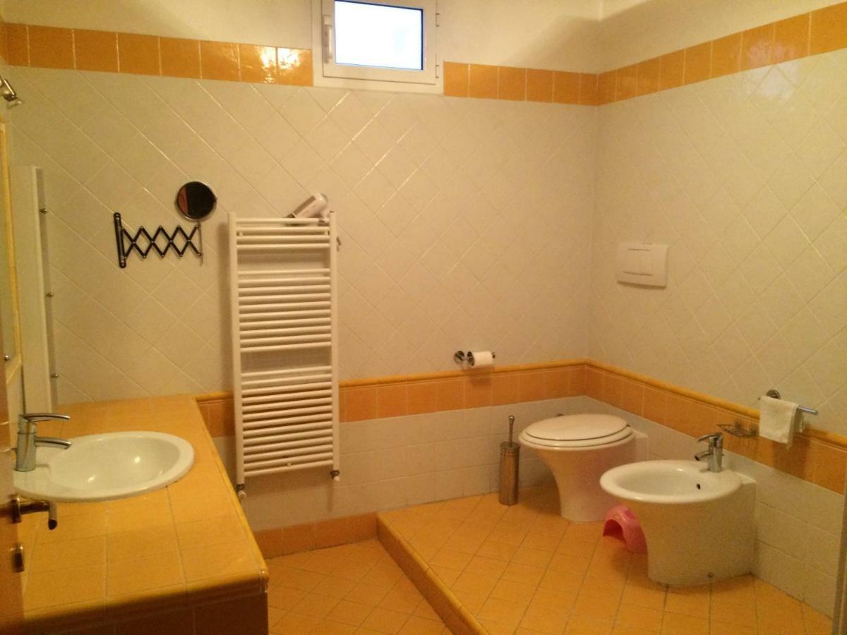 Villa Con Piscina A Imperia, Italy Екстер'єр фото