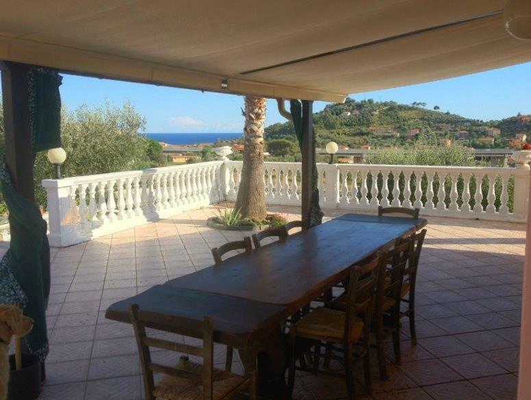 Villa Con Piscina A Imperia, Italy Екстер'єр фото