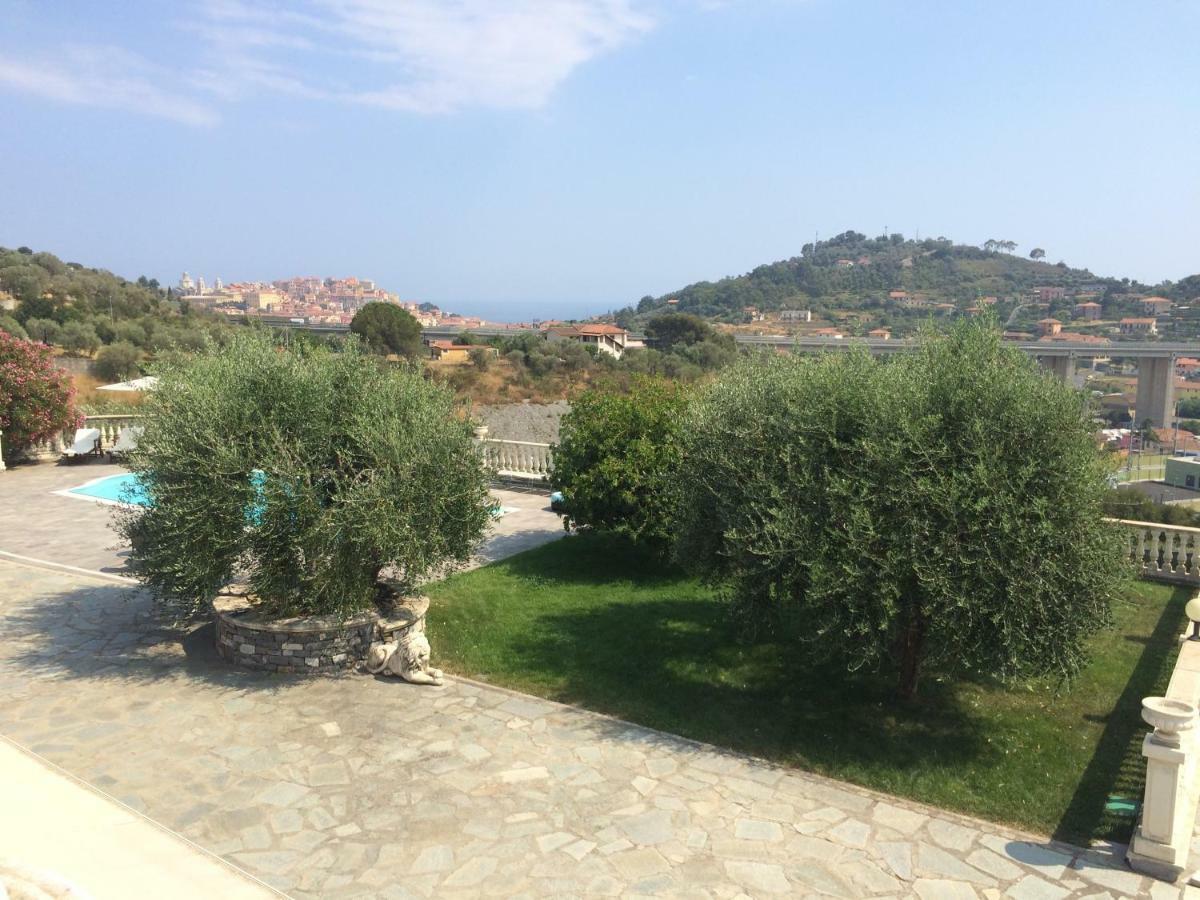 Villa Con Piscina A Imperia, Italy Екстер'єр фото