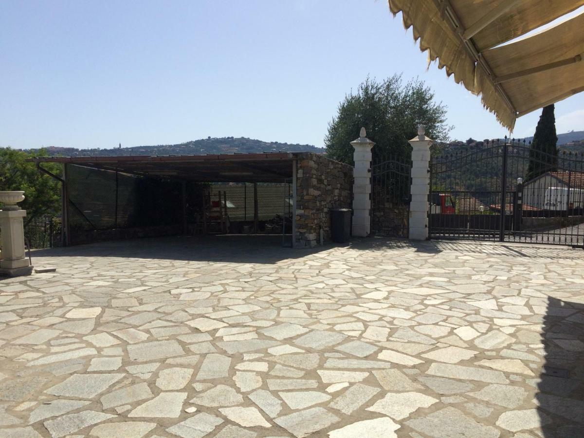 Villa Con Piscina A Imperia, Italy Екстер'єр фото
