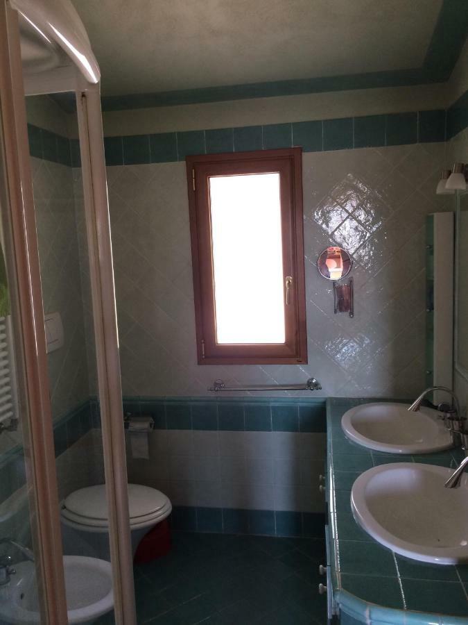 Villa Con Piscina A Imperia, Italy Екстер'єр фото